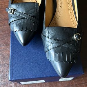 NIB -Brooks Brothers Black Calfskin heels size 8